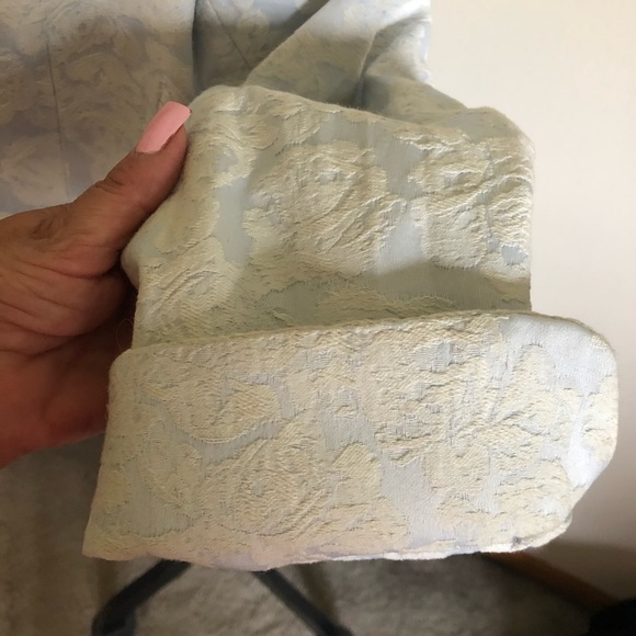 Dalia brocade blazer. - Picture 4 of 8